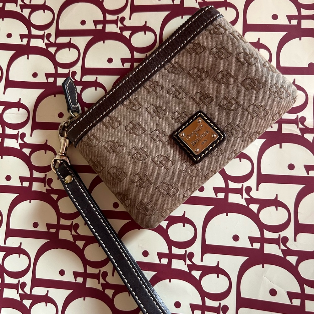 Dooney & Bourke Wristlet
